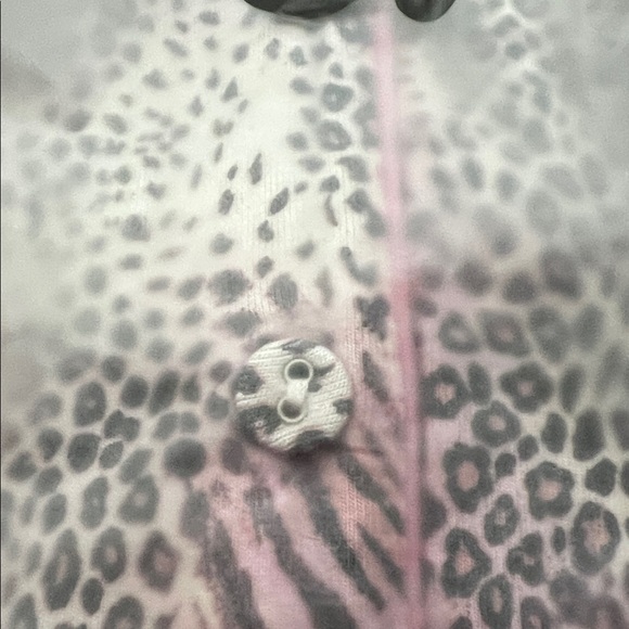 ⭐️Host Pick⭐️ SKIMS Sleep Long Sleeve Pajama Set Bloom Mini Multi Animal S NWT - Picture 7 of 8